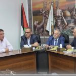 بلدية دورا ورابطة الجامعيين وجامعة بوليتكنك فلسطين تبحثان إطلاق برامج ومشاريع مشتركة في التعليم والريادة والشباب